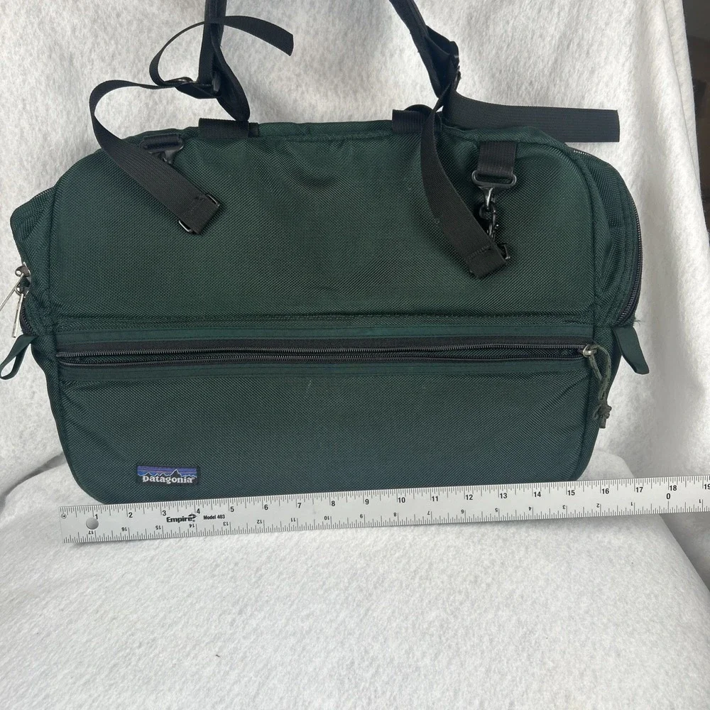 Patagonia Vintage Briefcase Green Made‎ In USA Crossbody Straps Travel Work